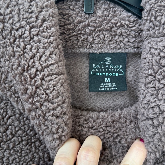 Balance Collection Outdoor Sherpa Cowl Neck Sweater Chocolate Brown size Medium - Picture 6 of 7